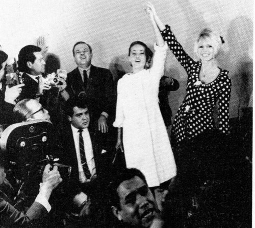 Jeanne Moreau and Brigitte Bardot in Mexico for a press conference to