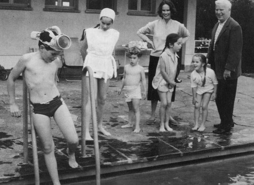 Chaplin pool